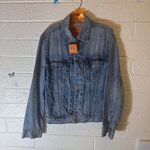 Levi's Classic Blue Denim Trucker Jacket